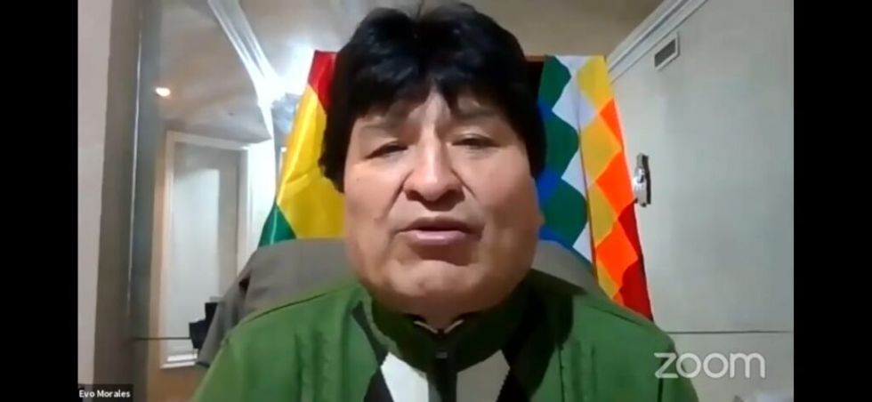 ¿Qué dice Evo Morales sobre la no renuncia de Camacho a candidatura presidencial?