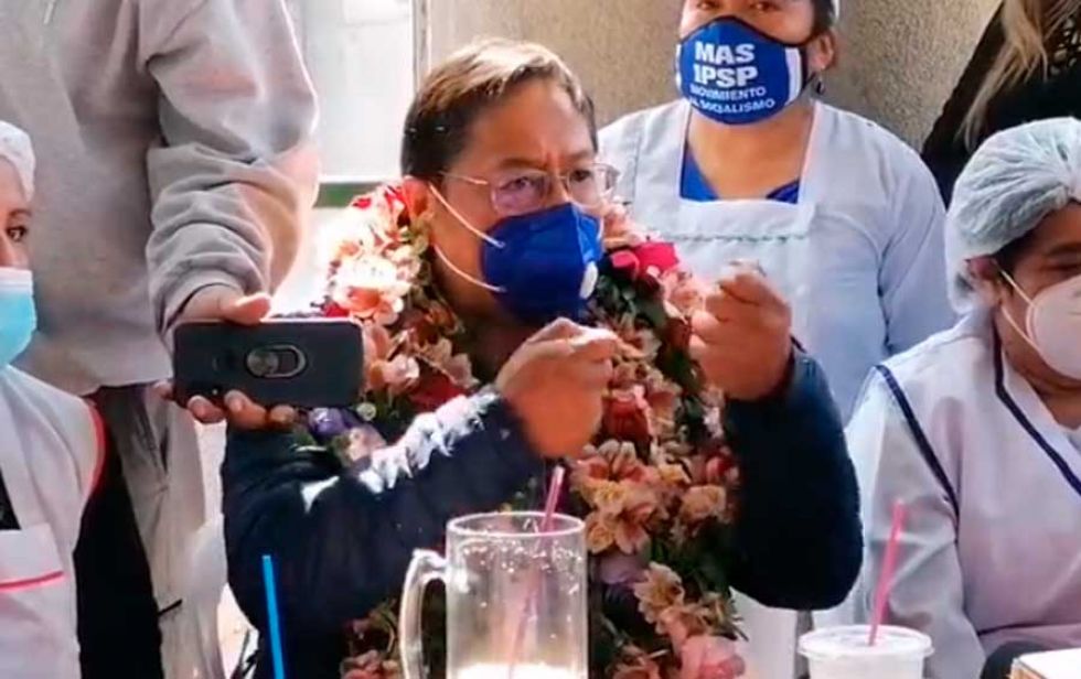 Arce sostiene que hay “pacto de impunidad” entre Mesa y Añez para tapar gestión transitoria