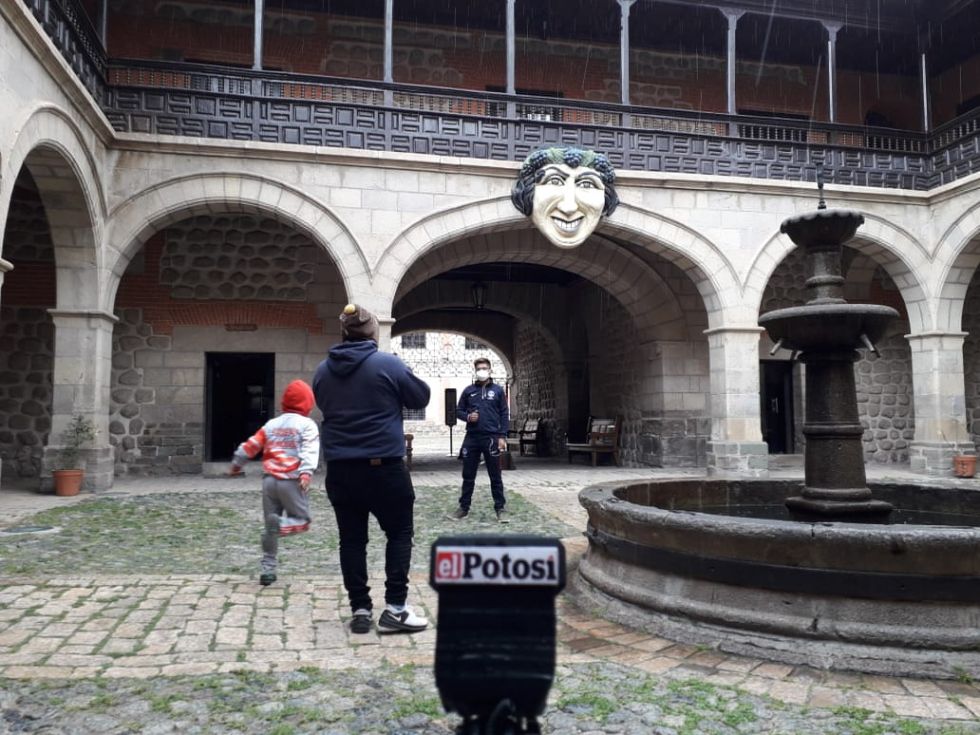 Reportan el cierre de operadores de turismo en Potosí