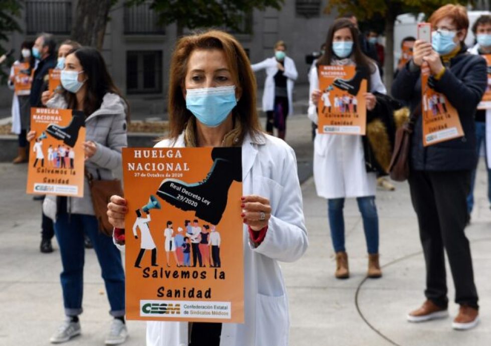 Huelga de los médicos en España se produce en plena pandemia del covid-19