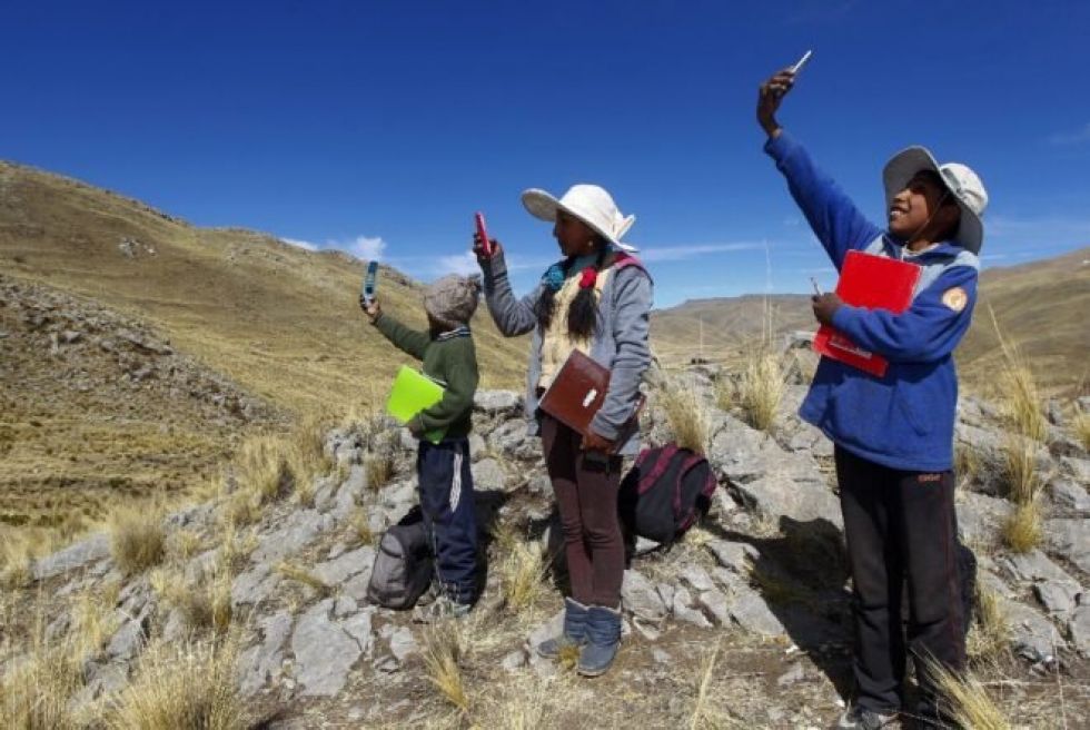 Áreas rurales latinoamericanas sufren grave rezago en conectividad a internet