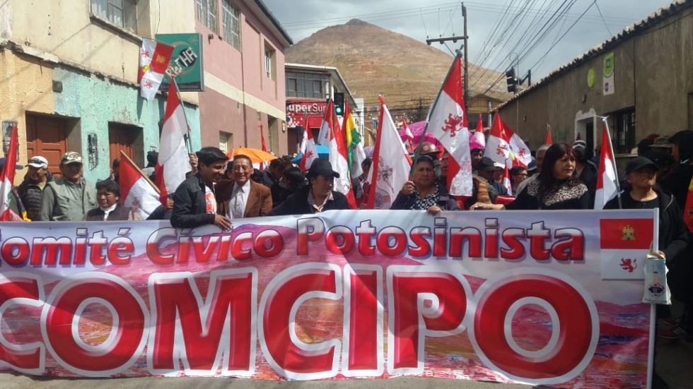 Comités cívicos de 4 departamentos rechazan anulación de los dos tercios
