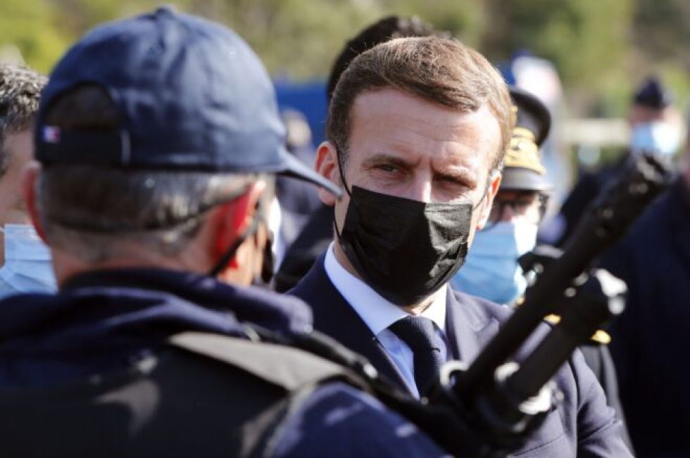 Macron refuerza la seguridad en las fronteras francesas tras el atentado en Niza