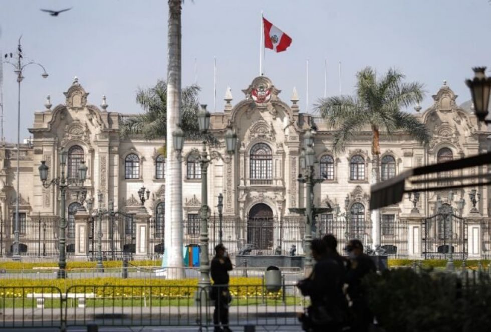 Perú en la incertidumbre, sin presidente ni jefe del Congreso