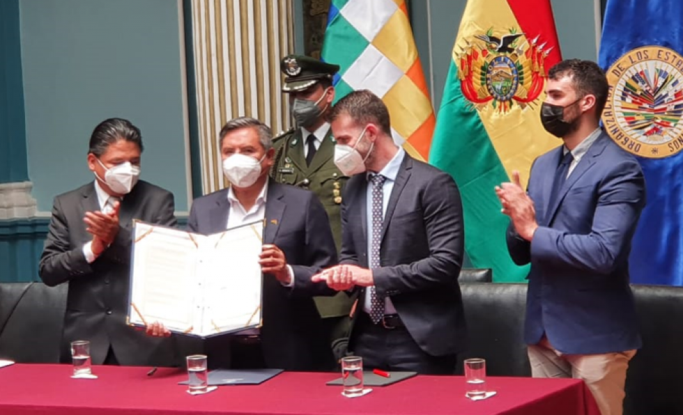Bolivia y expertos enviados por la CIDH firman protocolo para investigar hechos de 2019