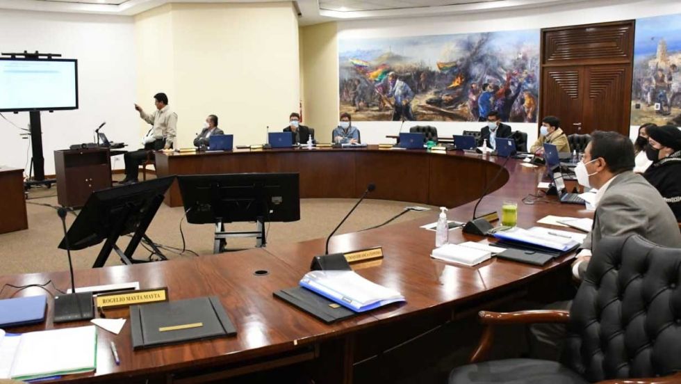 Gobierno abroga siete decretos al considerar que beneficiaban a “grupos de poder”
