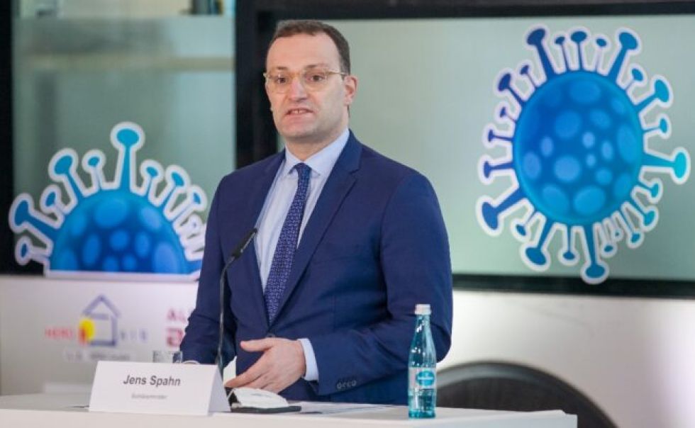 Vacunas contra coronavirus son efectivas contra cepa mutada, dicen expertos
