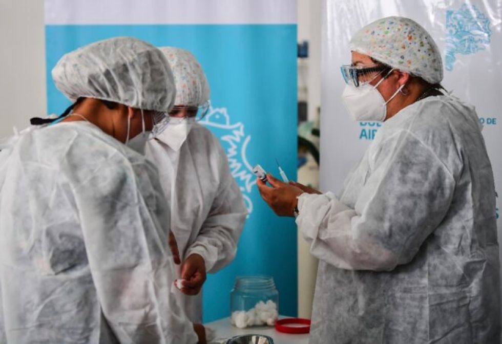 Nueva cepa se expande, mientras América Latina supera las 500.000 muertes por covid-19