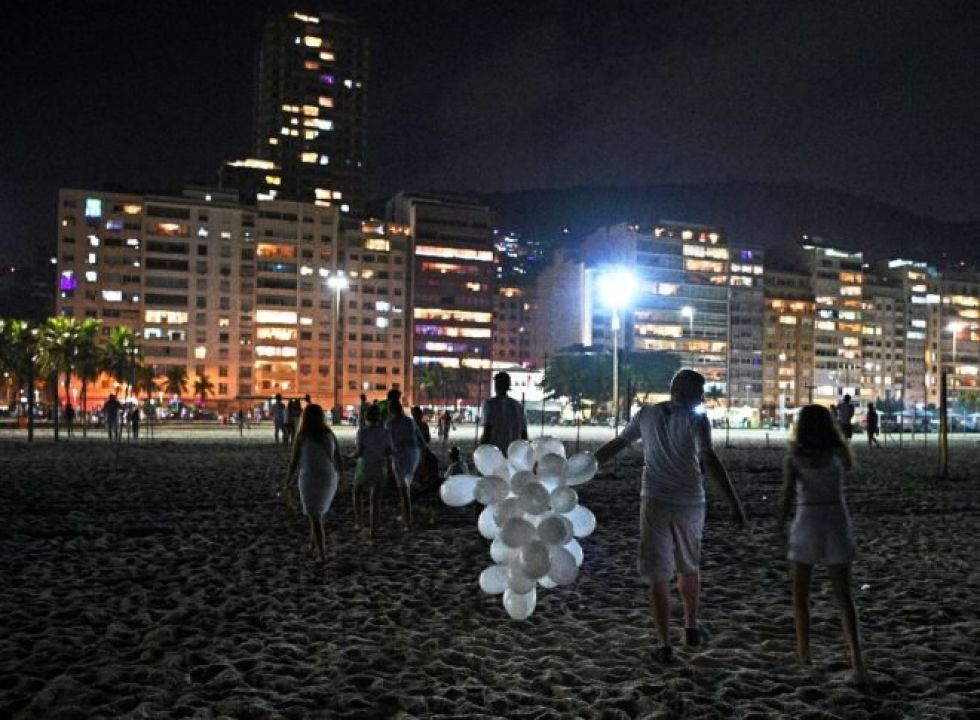 Sin fiesta, hubo menos basura : la ventaja de un Año Nuevo discreto en Río de Janeiro