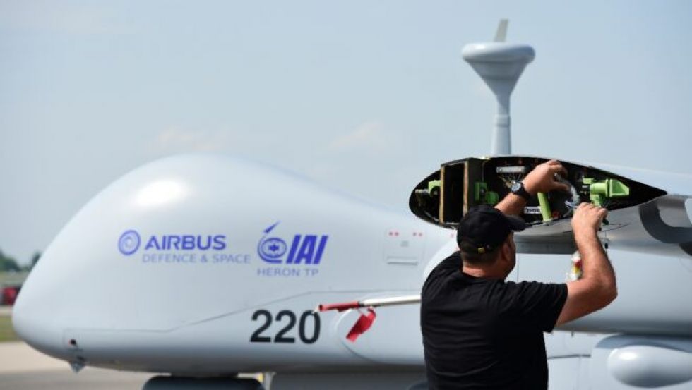 La posibilidad de usar drones armados divide a la coalición de Angela Merkel en Alemania