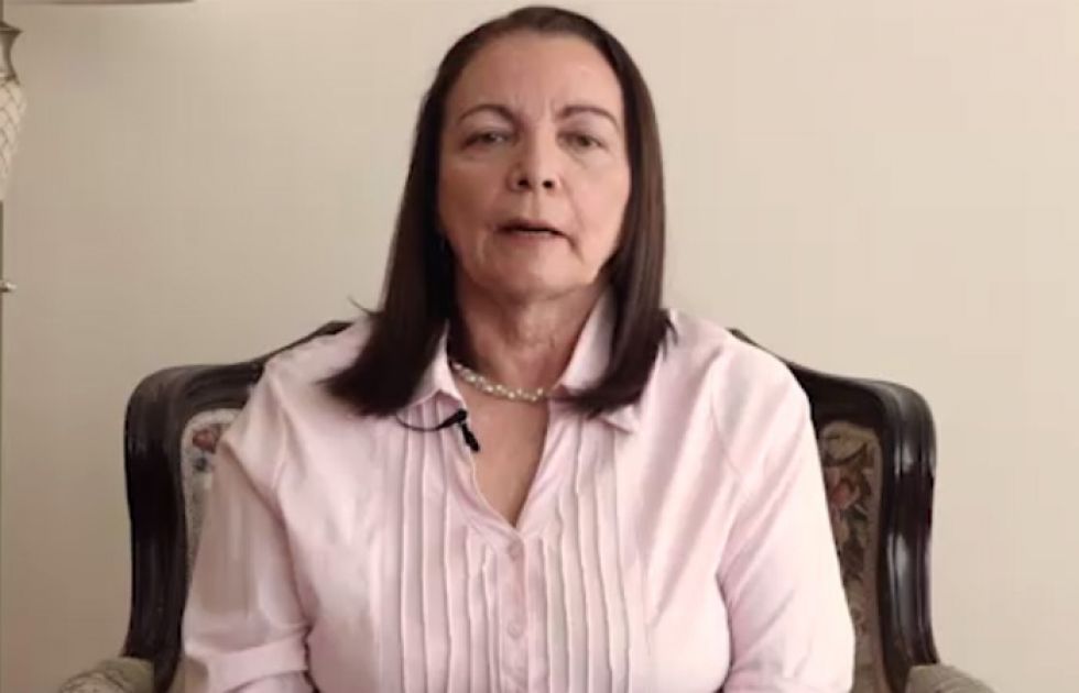 Exministra Roca afirma que solicitaron reserva de vacunas y esperaban certificación