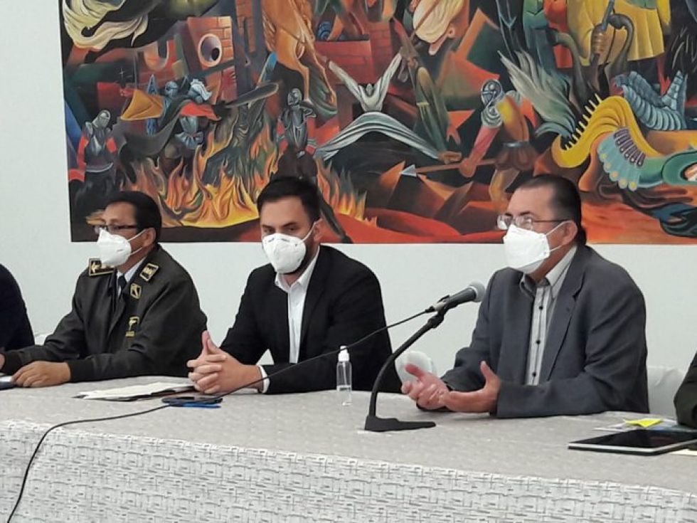 Gobierno se reunirá hoy con gobernadores y alcaldes para hacer frente al coronavirus