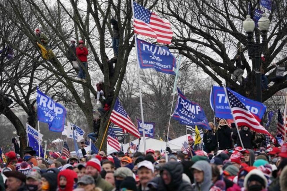 Trump pugna por bloquear la victoria de Biden y demócratas se encaminan a controlar el Congreso