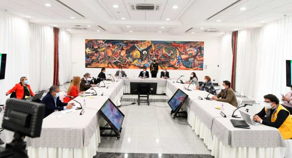 Gobierno y alcaldes afinan gestión de testeo, vacunación y apoyo en contratación de personal