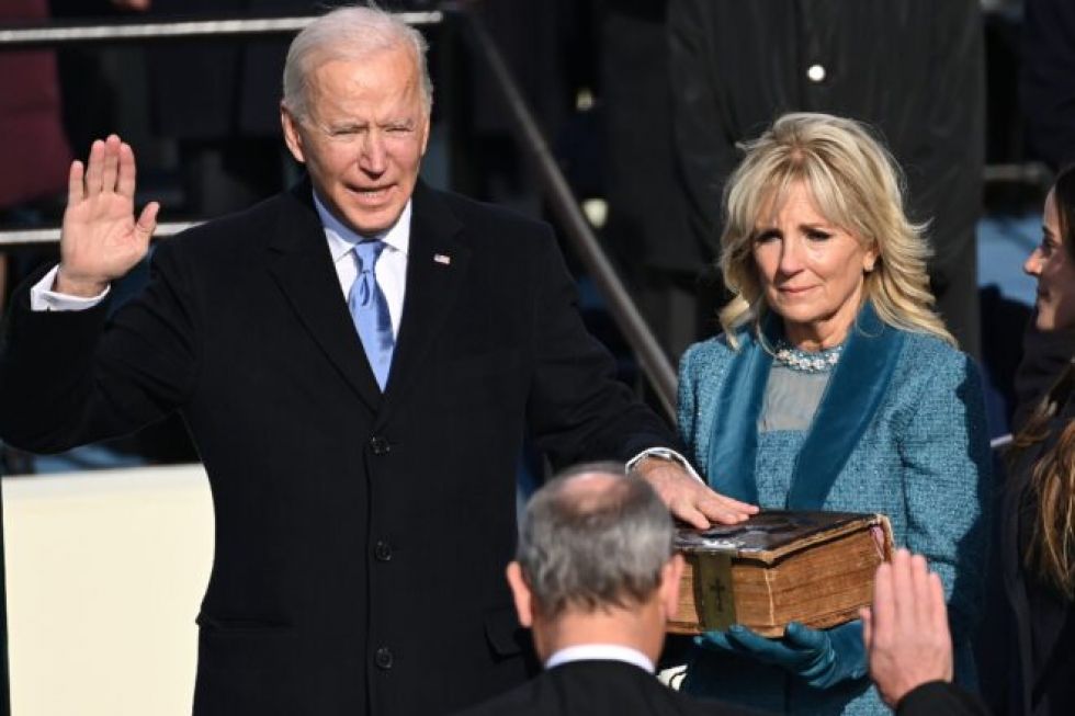 Biden asume como 46° presidente de EEUU y promete “un nuevo día”