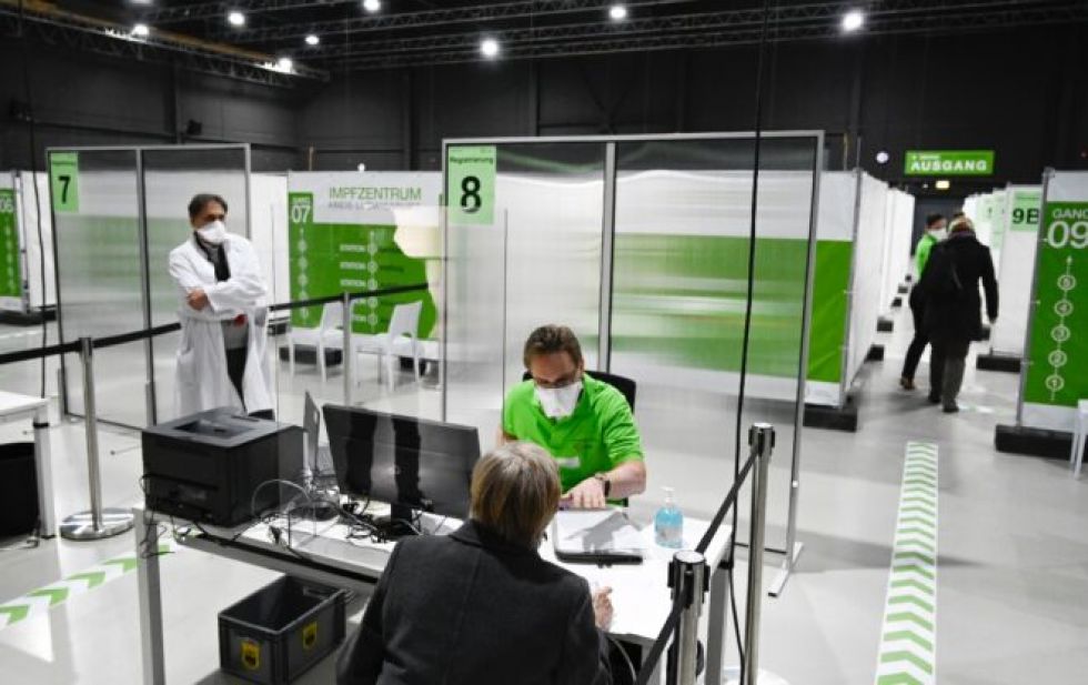 Un año después del confinamiento en Wuhan la pandemia arrecia