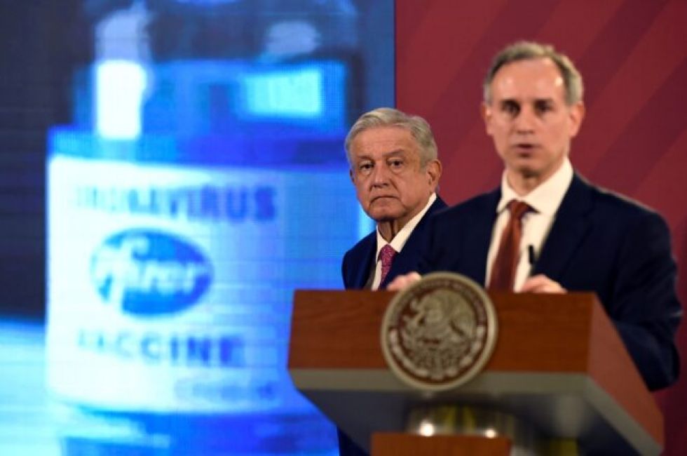 Presidente mexicano dice que “está pasando la etapa crítica” de su contagio de covid-19
