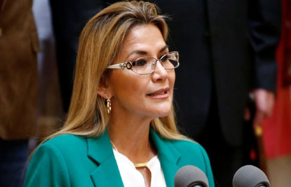 Jeanine Añez dice que vacunas del Covax fue gestión de su gobierno ante la OMS