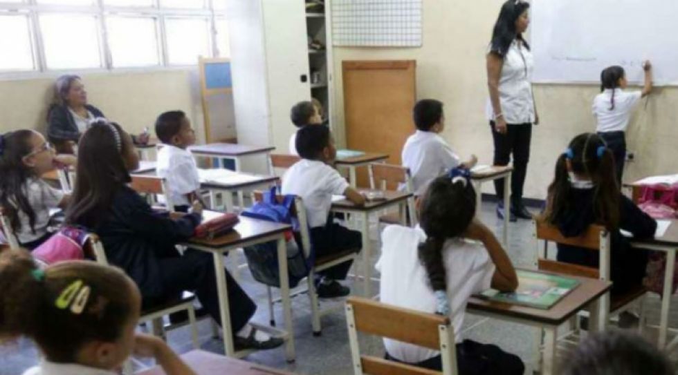 Potosí está en los últimos lugares en el bajo nivel de educación en Bolivia