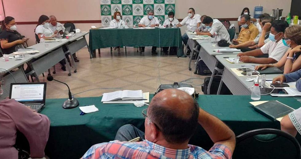 Médicos advierten con paro y acciones legales si se promulga la Ley de Emergencia Sanitaria
