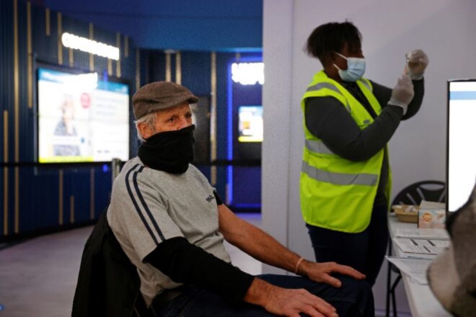 La OMS pide no descartar vacuna de AstraZeneca para variantes del coronavirus