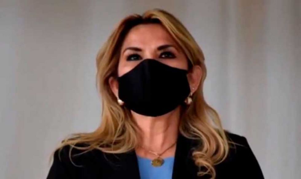 Jeanine Añez afirma que decreto de amnistía es ‘impunidad’ y ‘privilegio’