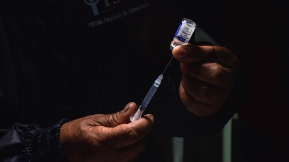 Ministerio de Salud llama a universidades a sumarse a la "tarea titánica" de la vacunación