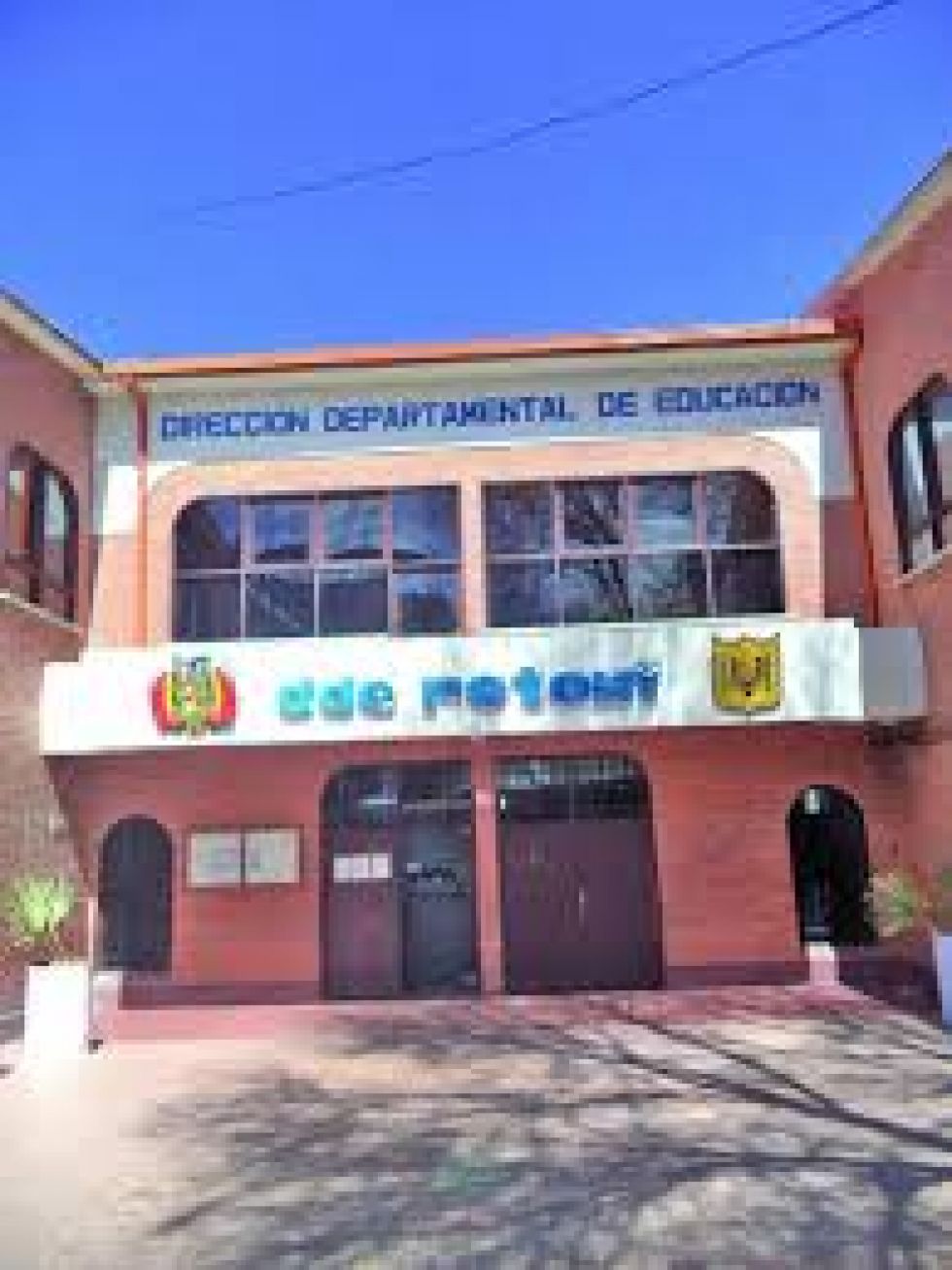 En 2020 hubo dos destituciones por faltas en el sistema educativo