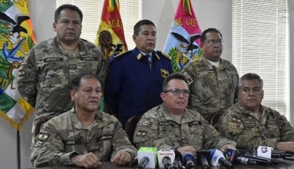 Excomandante Kaliman también tiene orden de aprehensión por caso ‘golpe’