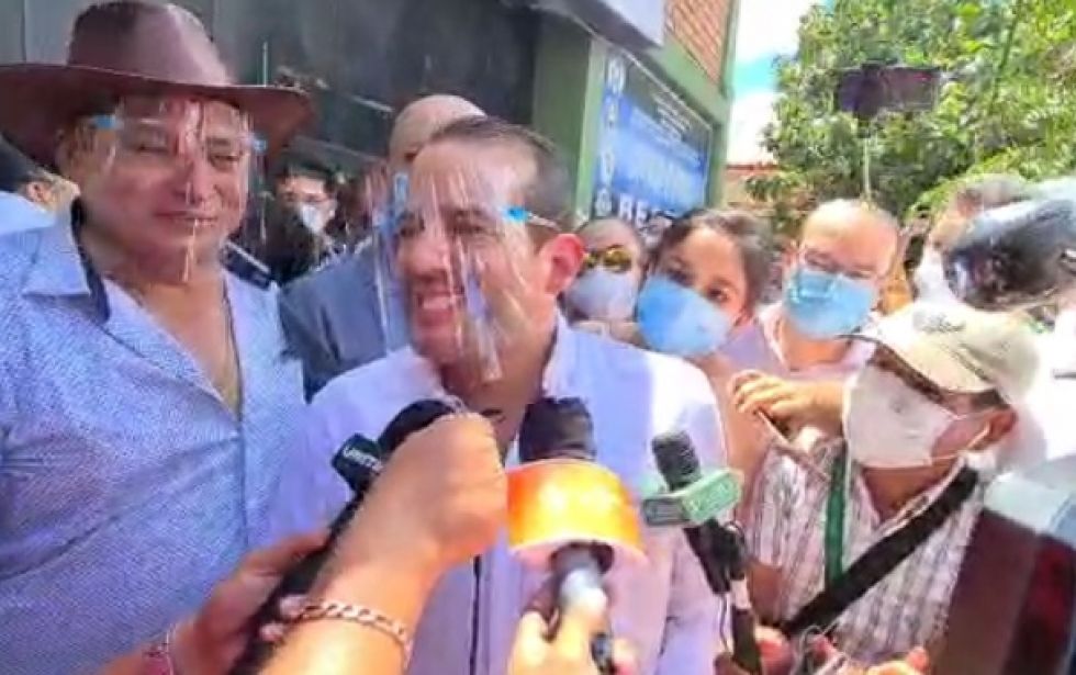 Camacho dice que agradeció al coronel de Polícia Rivas el apoyo al movimiento cívico