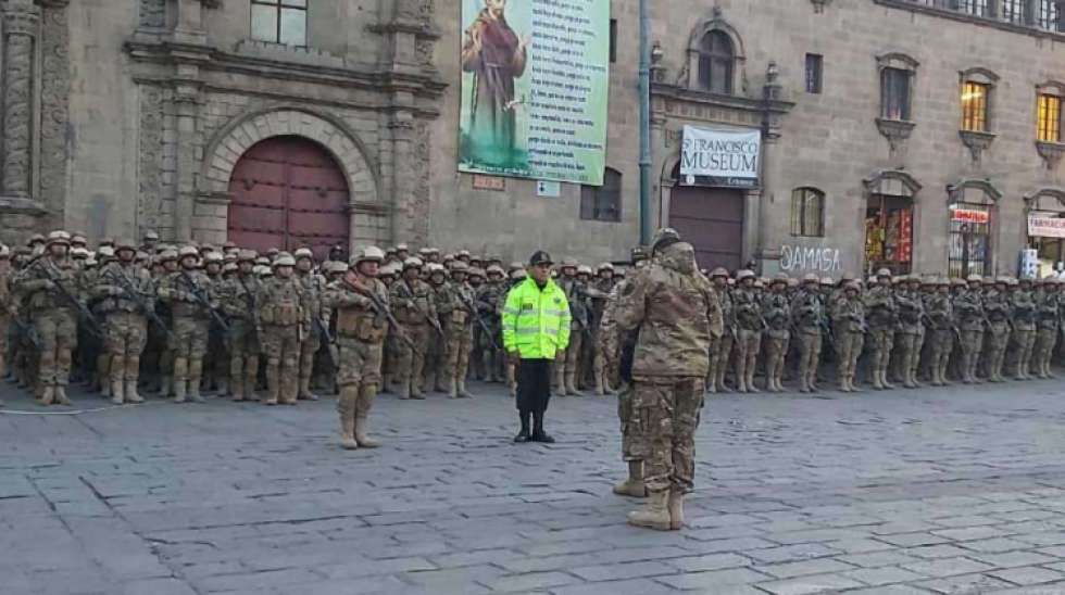 Analistas ven venganza de Evo y el MAS en persecución de la Fiscalía a FFAA y Policía