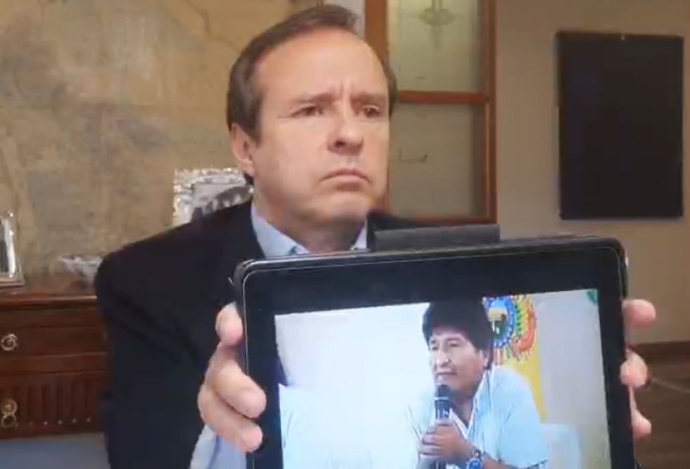 Jorge Quiroga le dice Evo Morales: “Tú y yo sabemos lo que pasó; exigías se autorice tu fuga y la sucesión”