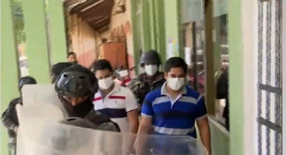 Dictan medidas sustitutivas para sobrinos de Áñez, acusados de obstaculizar el trabajo de la Fiscalía