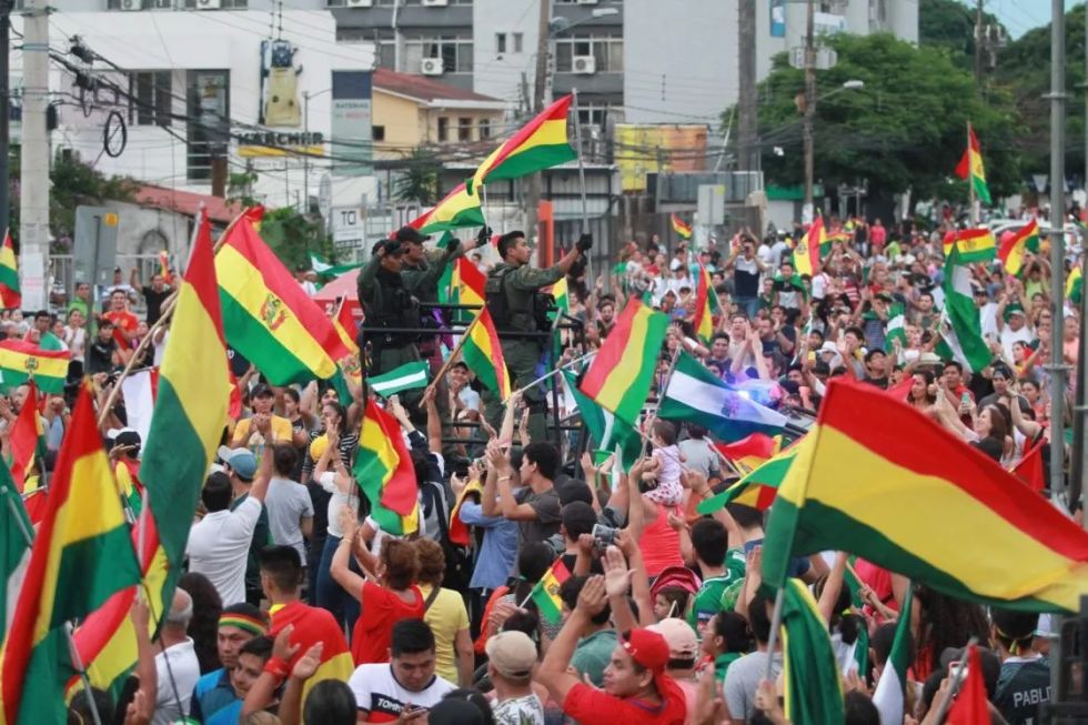 La UE rechaza acusaciones y asegura que participó en la ‘mediación’ de la crisis en Bolivia