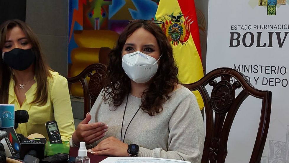 Ministerio de Salud envía más muestras al exterior de posible variante del COVID-19 para su análisis