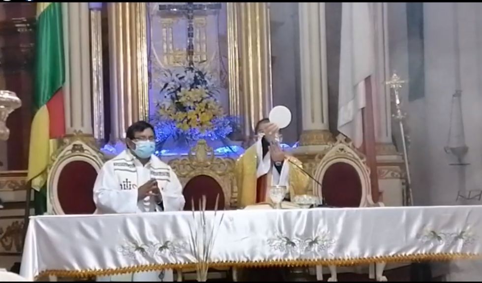 La Iglesia católica vive la Semana Santa sin eventos masivos