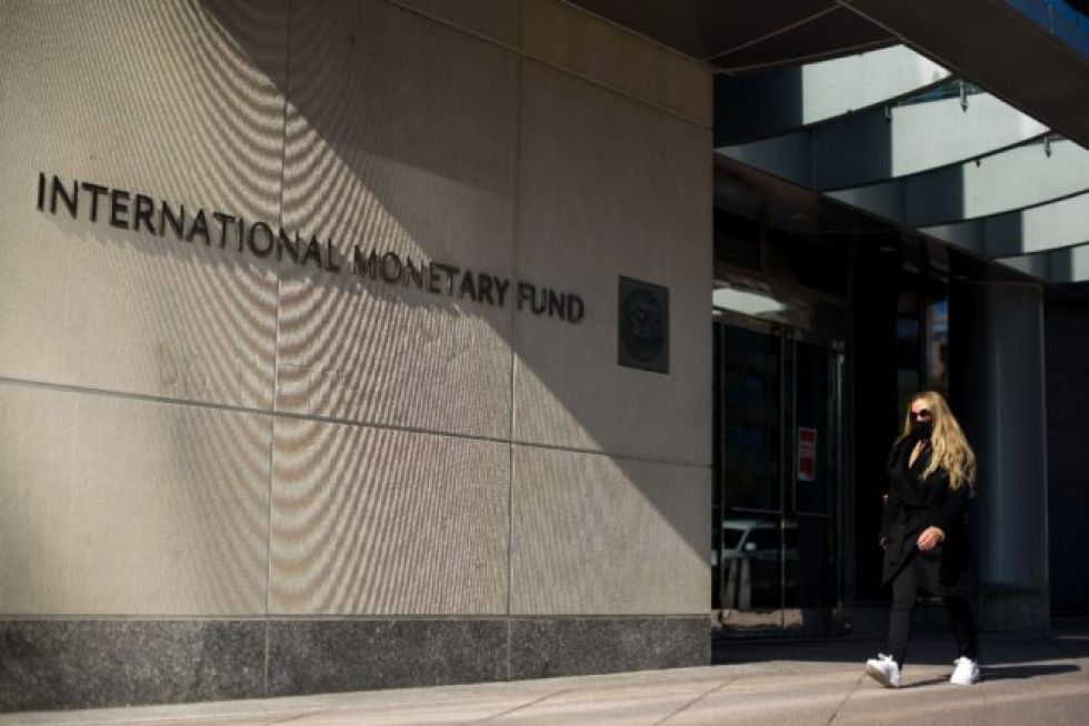 FMI vislumbra salida a crisis del covid-19 y mejora previsión del PIB mundial