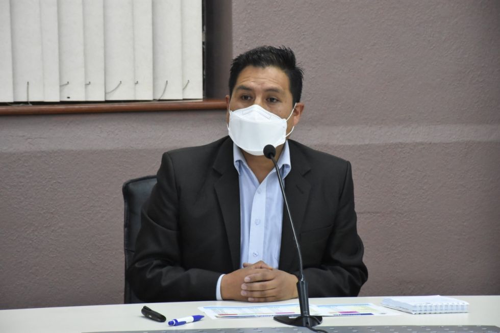 El Ministerio de Salud asegura que se distribuyó casi 1 millón de dosis a los Sedes