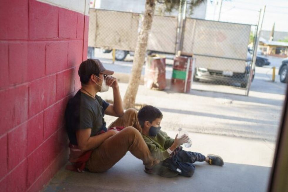 Detenciones en la frontera de EEUU suben 71% en marzo y tocan máximo en 15 años