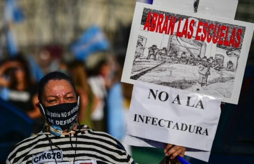 Suspenden  clases en Buenos Aires en medio de una guerra judicial