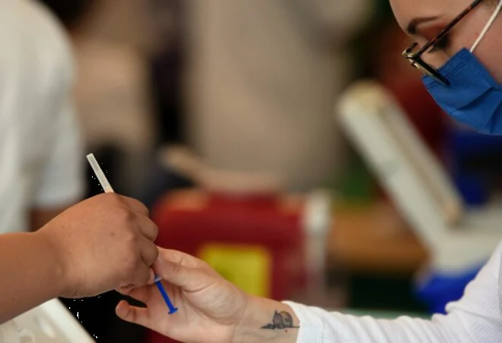 Pfizer confirma que vacunas anticovid que se vendían en México y Polonia eran falsas