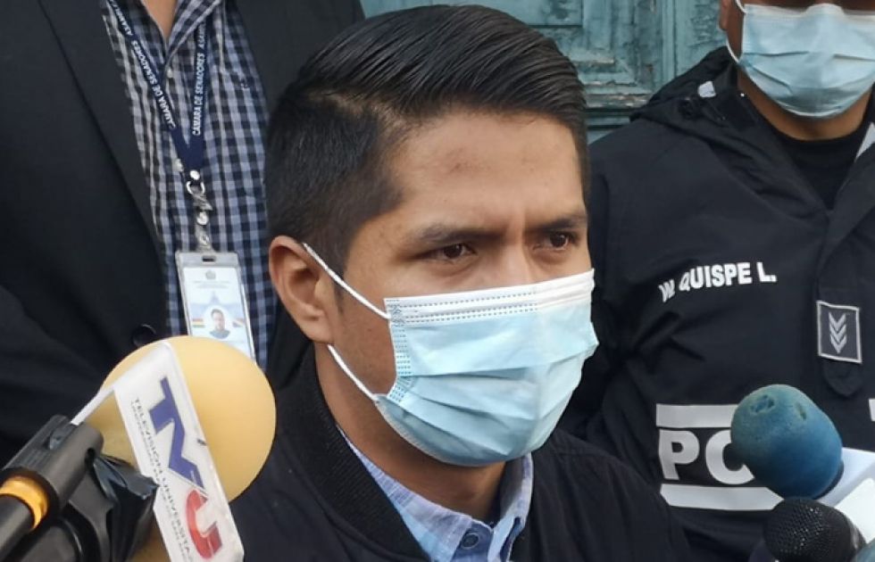 Presidente del Senado apoya liberar importación de vacunas ante ingreso de cepa brasileña