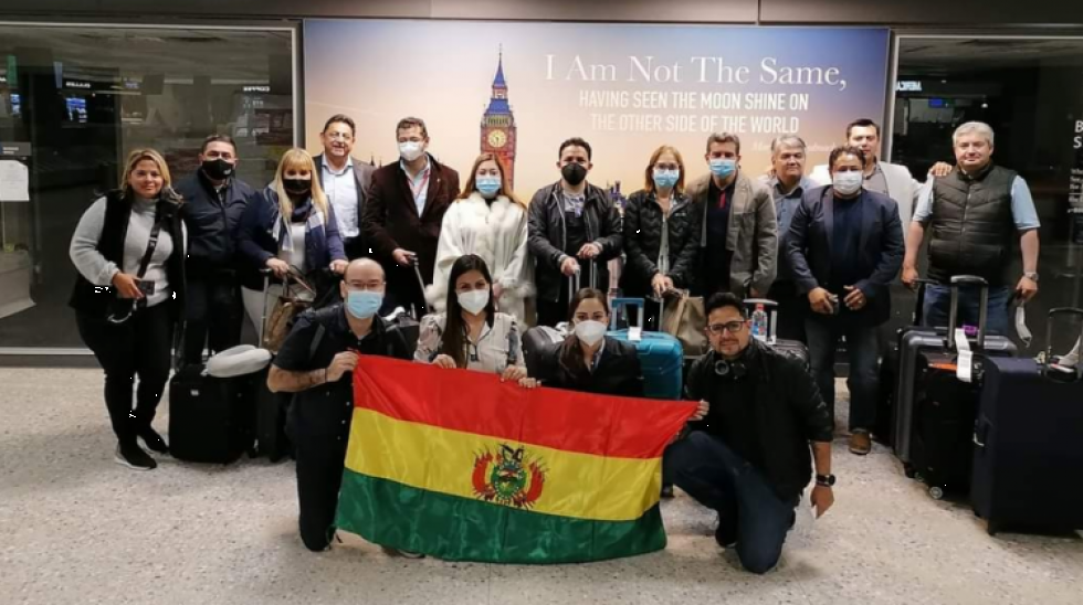 Presidente de Diputados dice que opositores viajaron a EEUU sin autorización