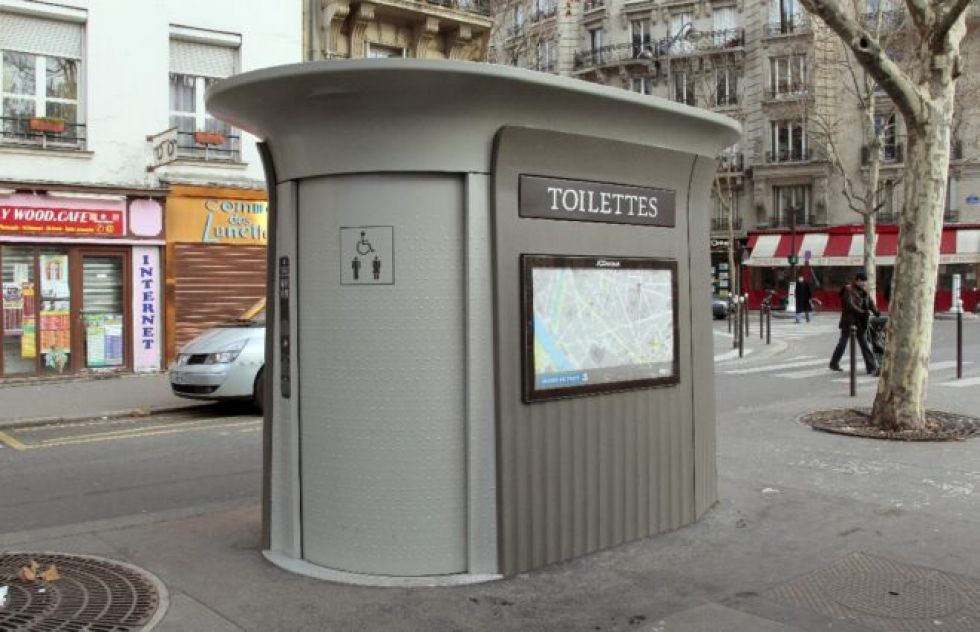 Orinar en tiempos de covid, un dolor de cabeza en París