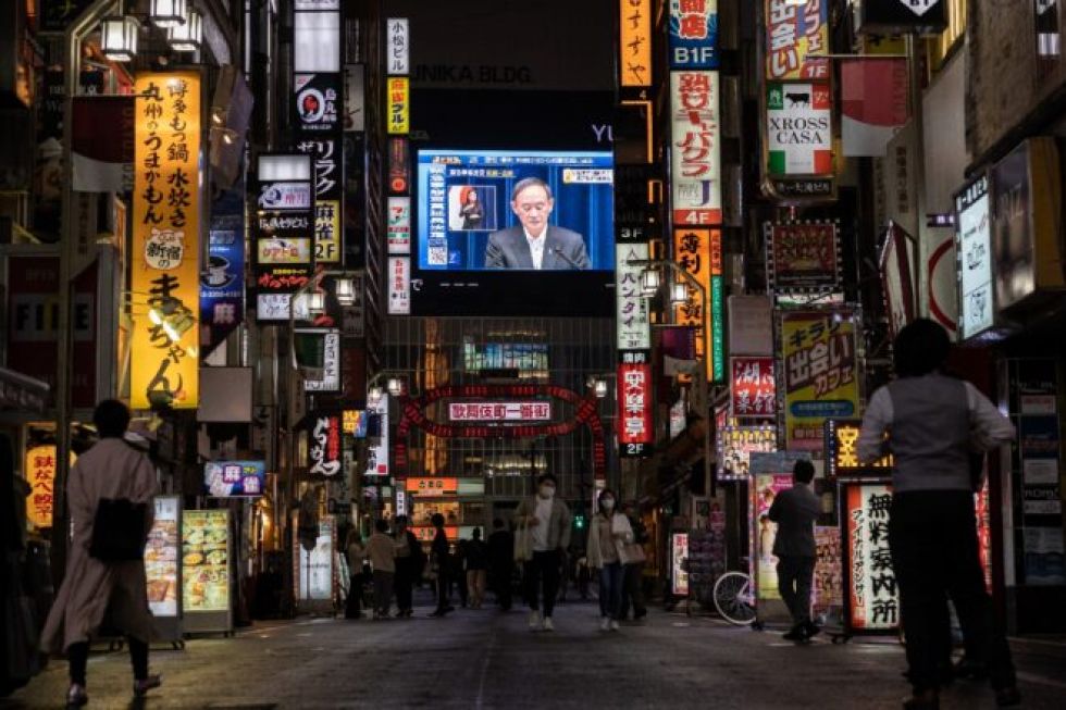 Japón prolonga el estado de emergencia por covid e India vuelve a registrar récord de casos
