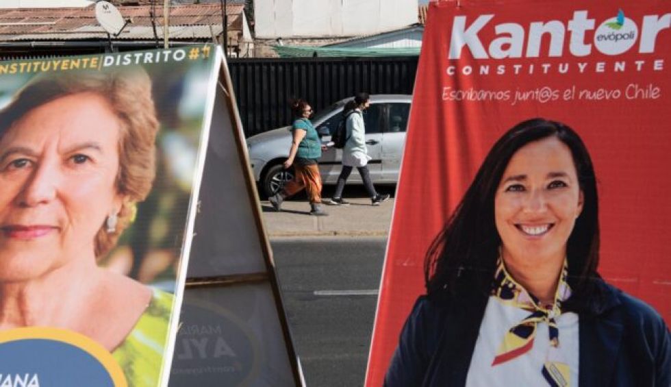 “Nunca más sin nosotras”, la inédita elección paritaria de constituyentes en Chile