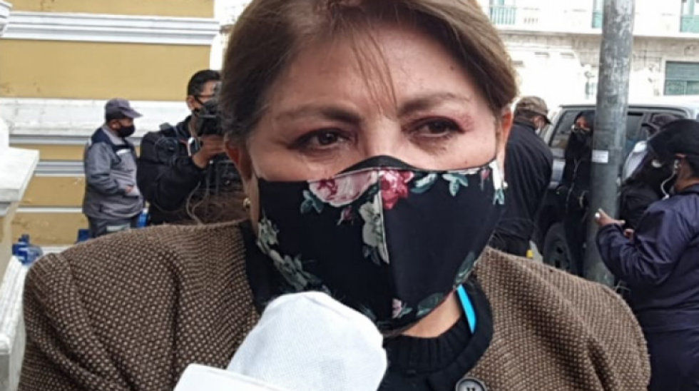 Exdiputada denuncia que Gobierno presiona al TCP para cambiar fallo sobre juicios en rebeldía