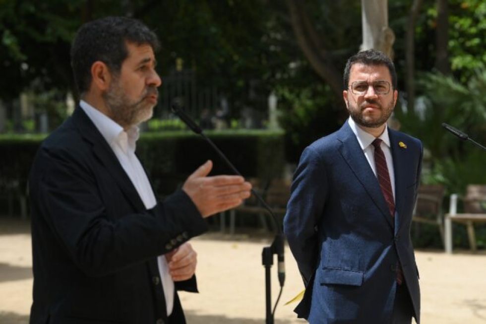 Los separatistas anuncian un acuerdo para mantener la coalición de gobierno en Cataluña