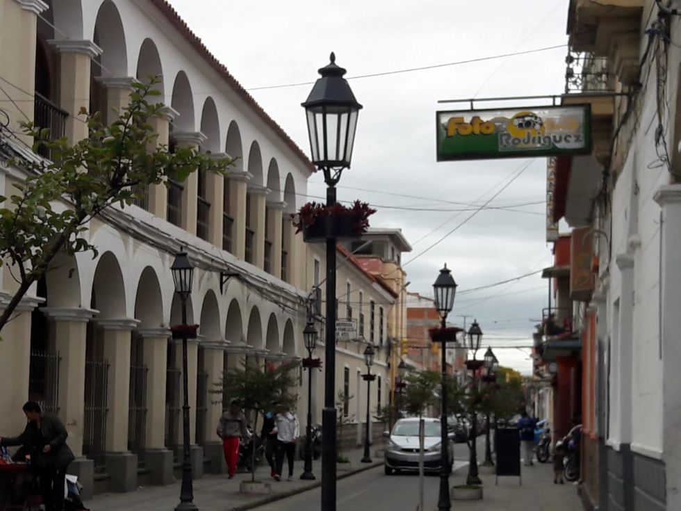 Tarija restringe horarios y se encapsula el domingo para contener casos de COVID-19