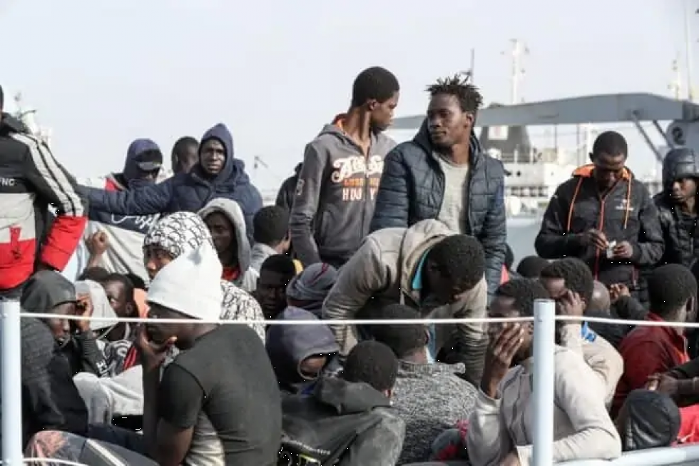 Reportan que hay más de 50 desaparecidos al naufragar un barco que zarpó de Libia